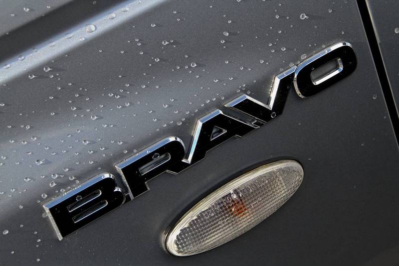 2005 MAZDA B4000 BRAVO DX