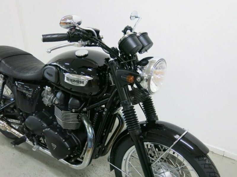 2013 TRIUMPH Bonneville T100