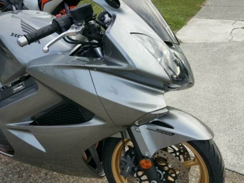 2012 HONDA VFR800Fi