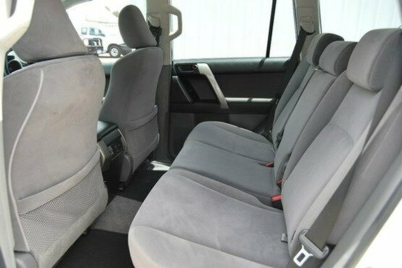 2011 TOYOTA Landcruiser Prado GX KDJ150R