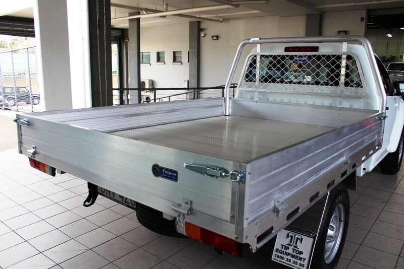 2017 ISUZU D-MAX SX