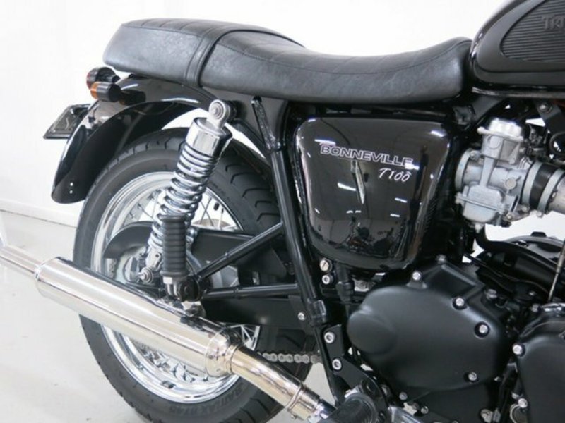 2013 TRIUMPH Bonneville T100