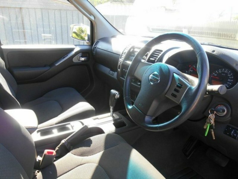 2007 NISSAN NAVARA ST-X (4x4) D40