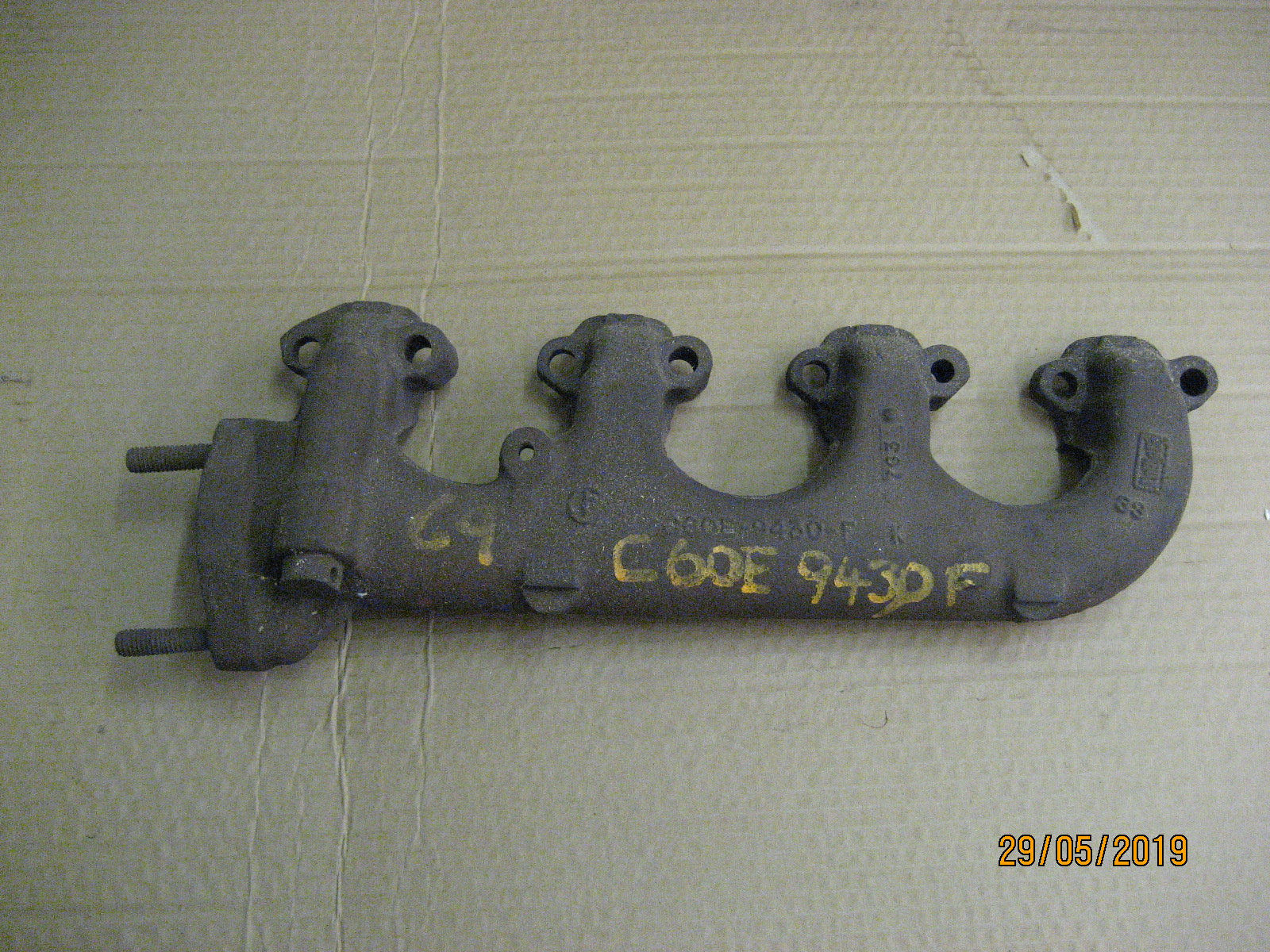 FORD WINDSOR 289302 RIGHT HAND SIDE EXHAUST MANIFOLD JPW5058014