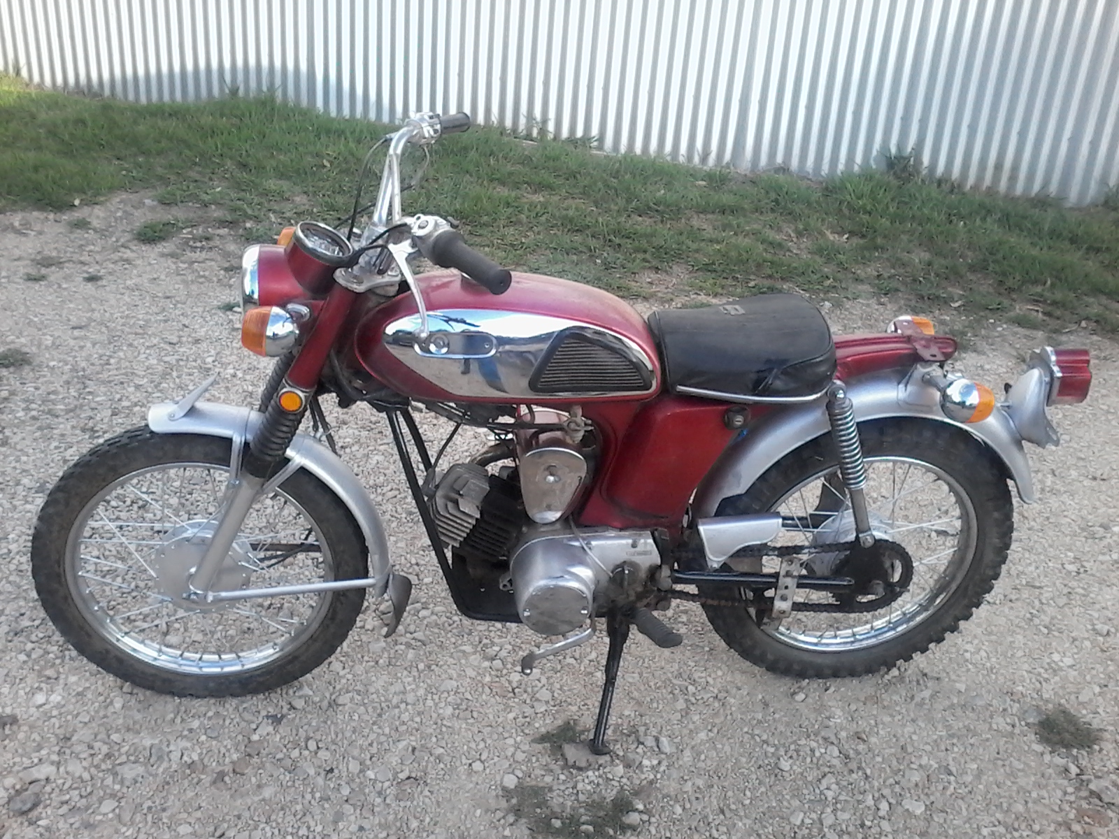 1967-yamaha-90-5-speed-trail-petrol-jbw5004495-just-bikes