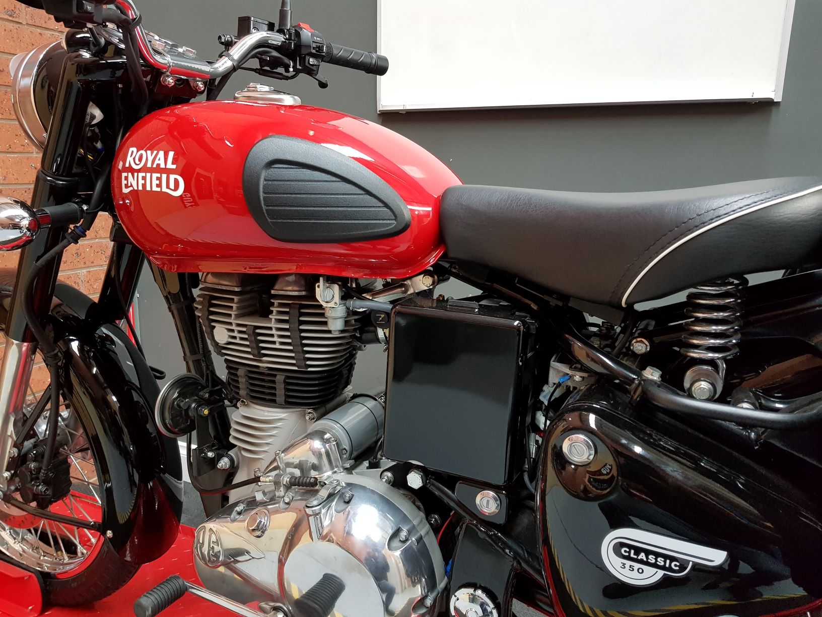 2017 ROYAL ENFIELD CLASSIC 350 REDDITCH EDITION JBW5015645 JUST BIKES