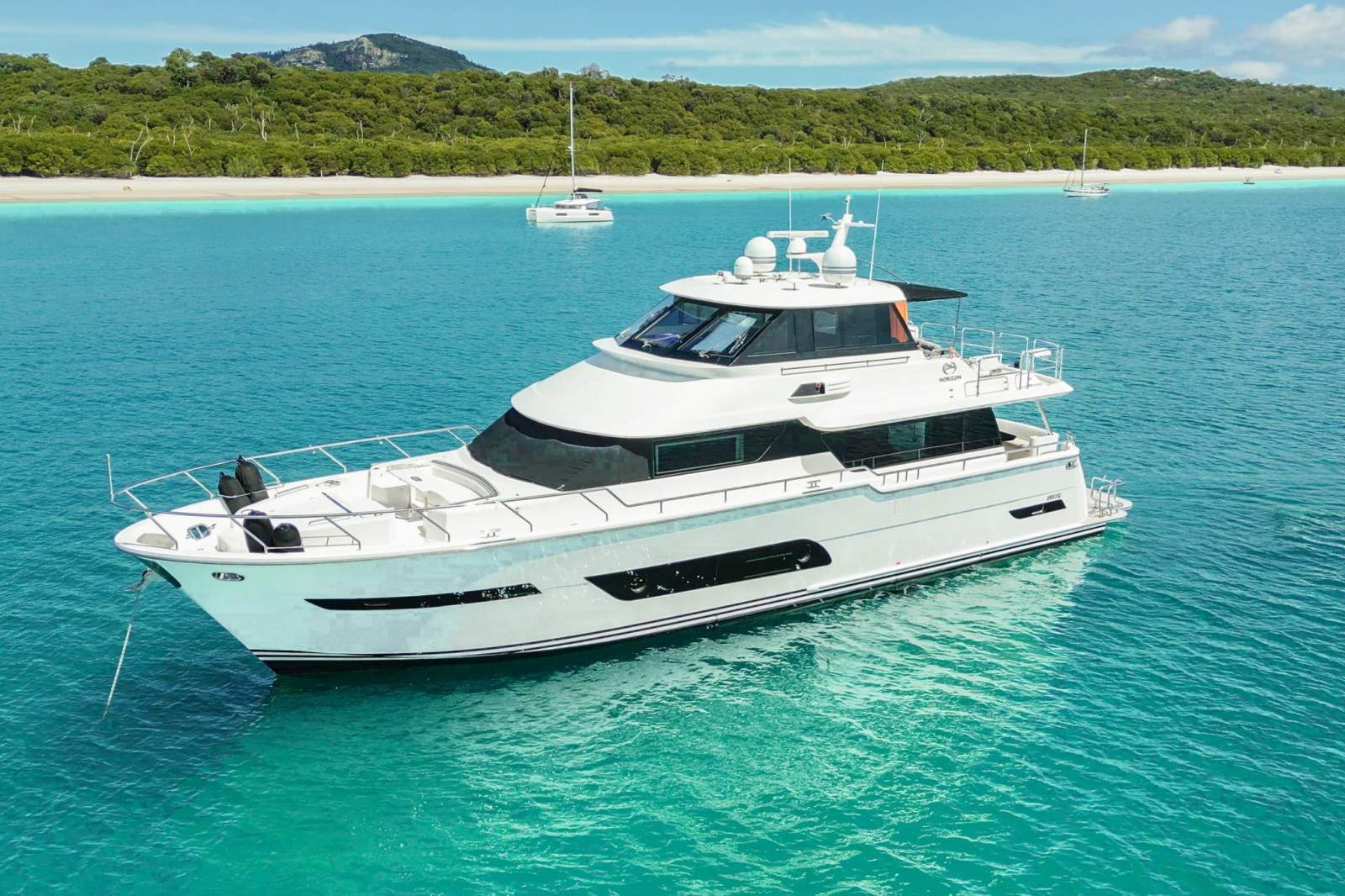 2014 horizon v72 dreams enclosed flybridge