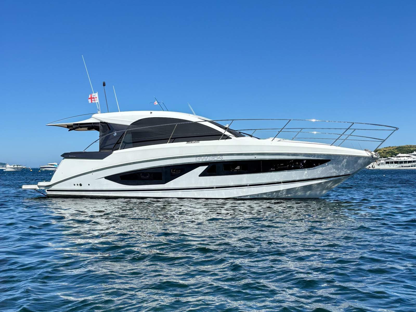 2022 beneteau gran turismo 36 luxury cruiser