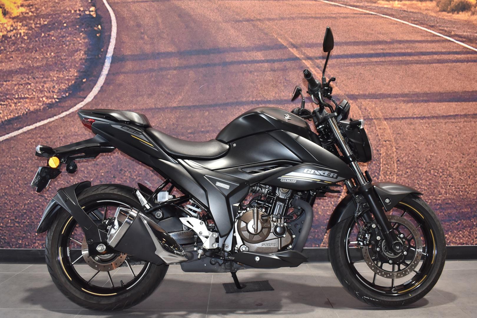 2023 suzuki gixxer road