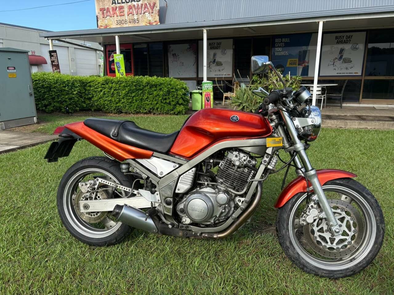 2000 yamaha srx600 road