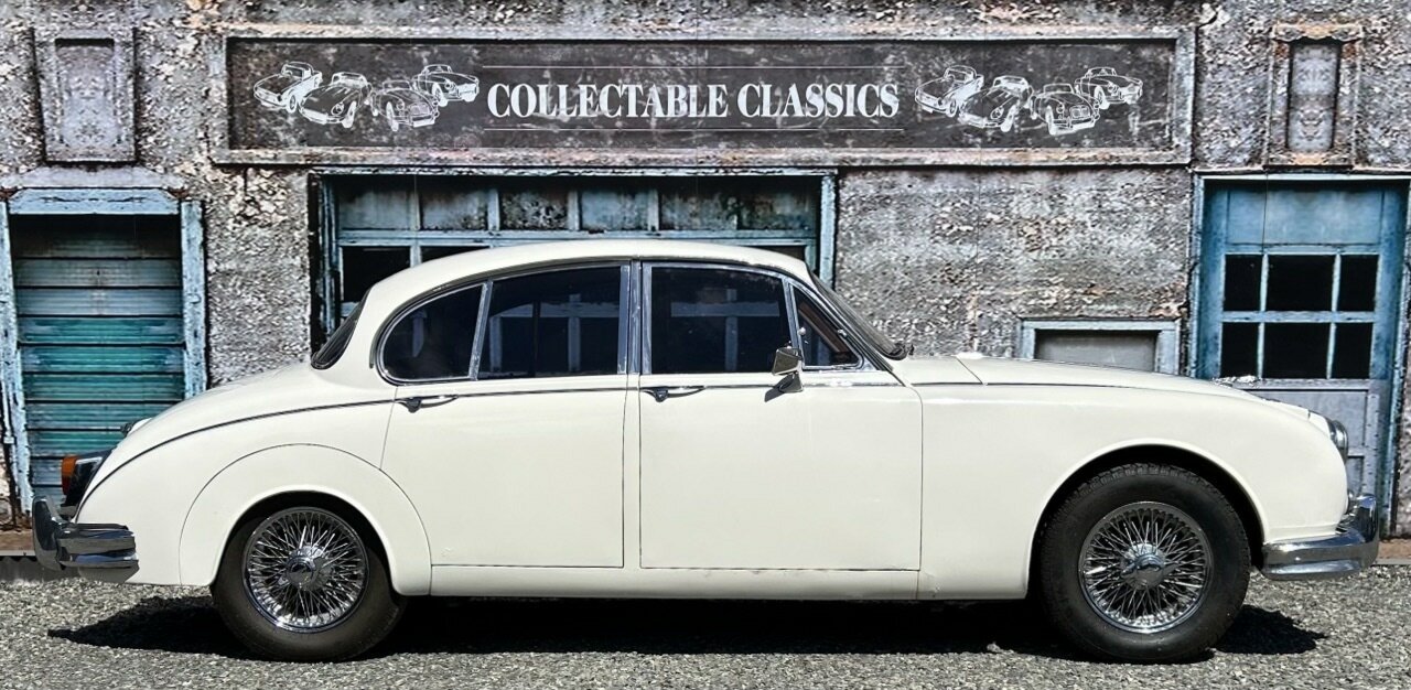 1961 jaguar mk ii 3.4 4 sp man + overdrive 4d sedan - project