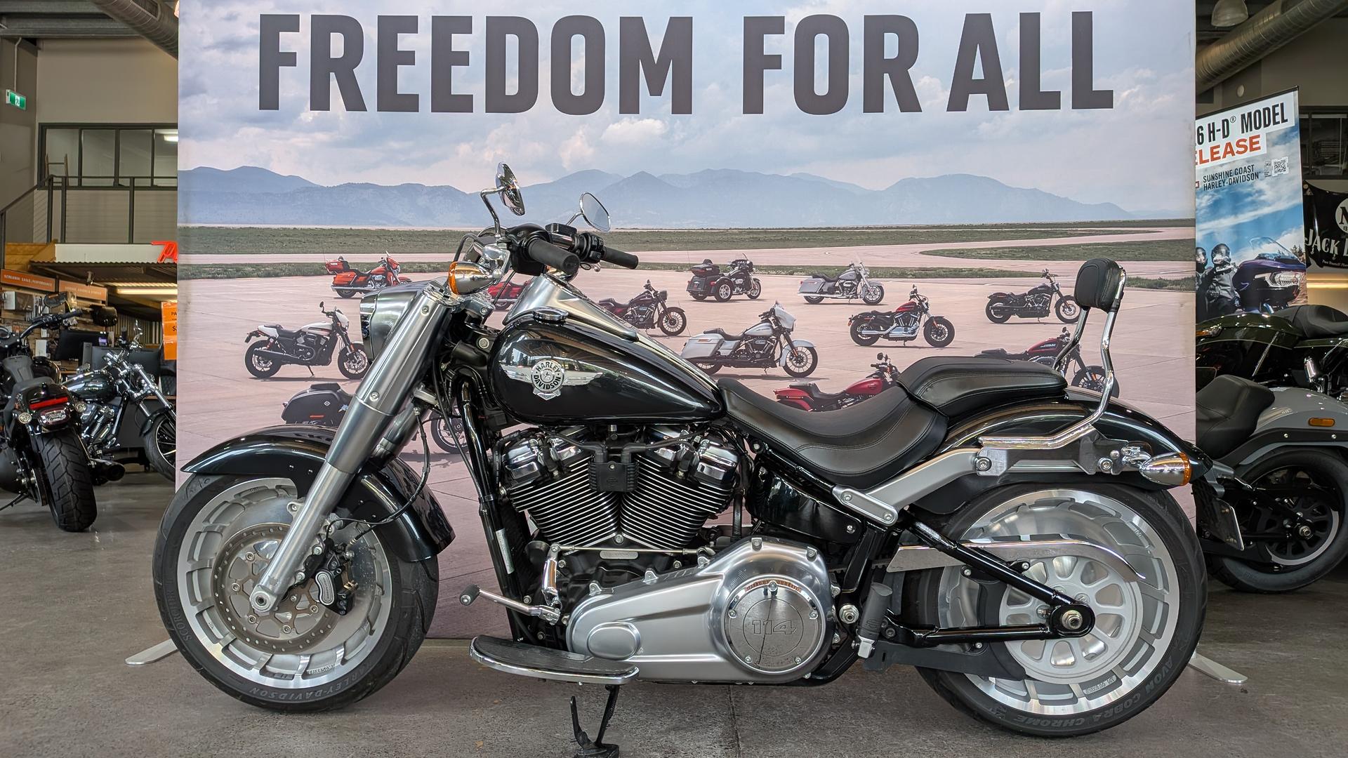 2018 harley-davidson flfbs fat boy cruiser