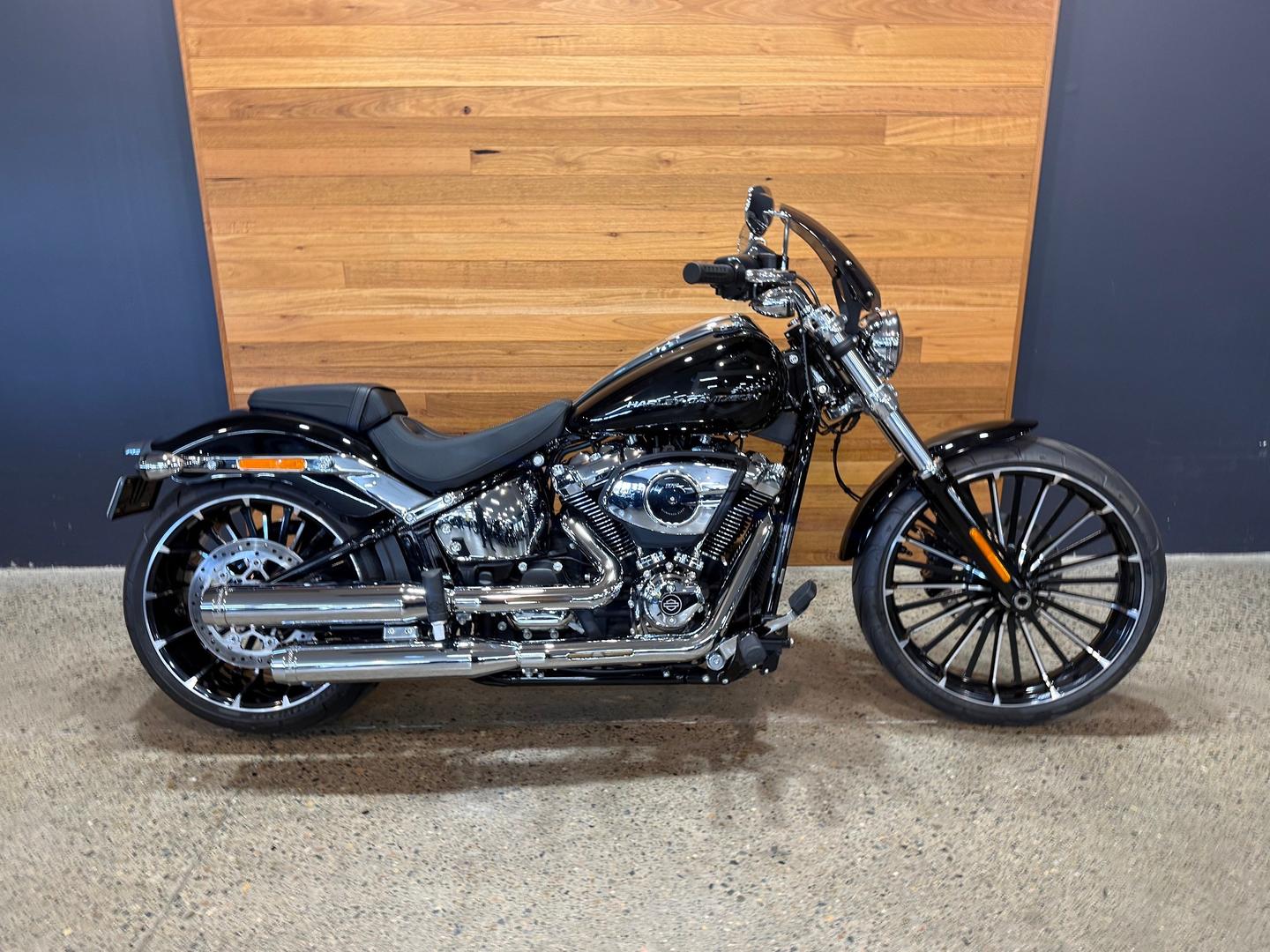 2025 harley-davidson fxbr breakout (117) cruiser