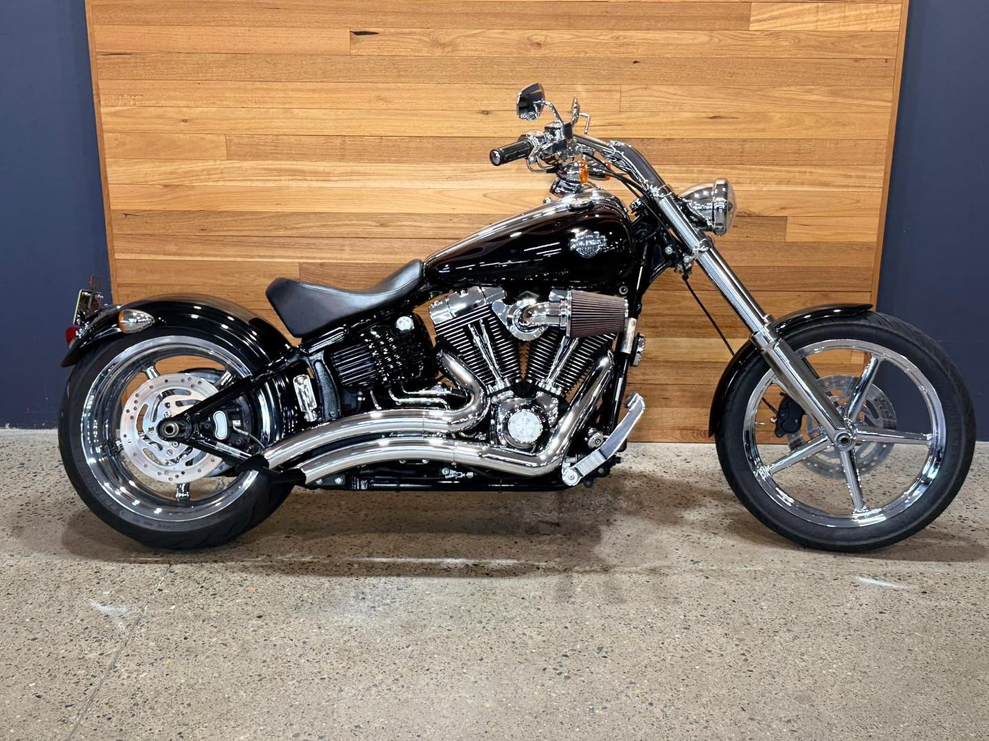 2010 harley-davidson fxcwc rocker c cruiser