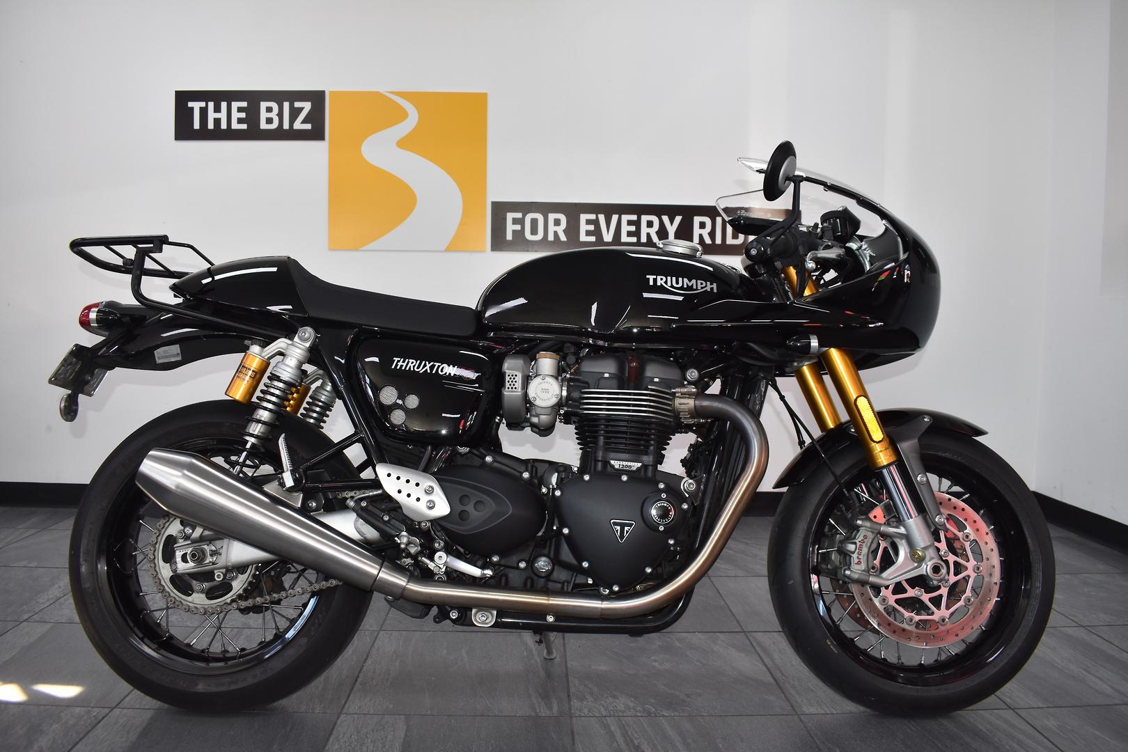2024 triumph thruxton rs road
