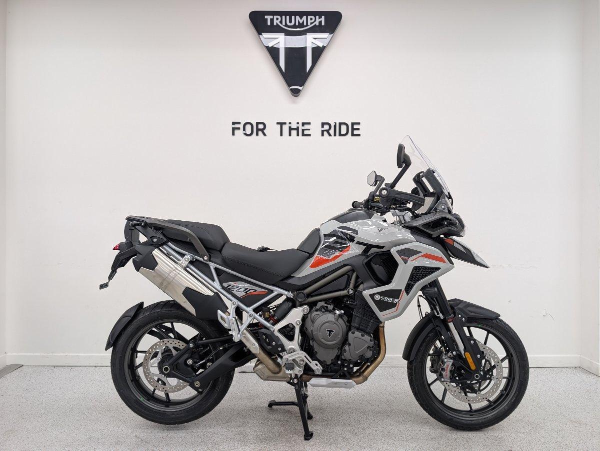 2026 triumph tiger 1200 gt alpine dual sports