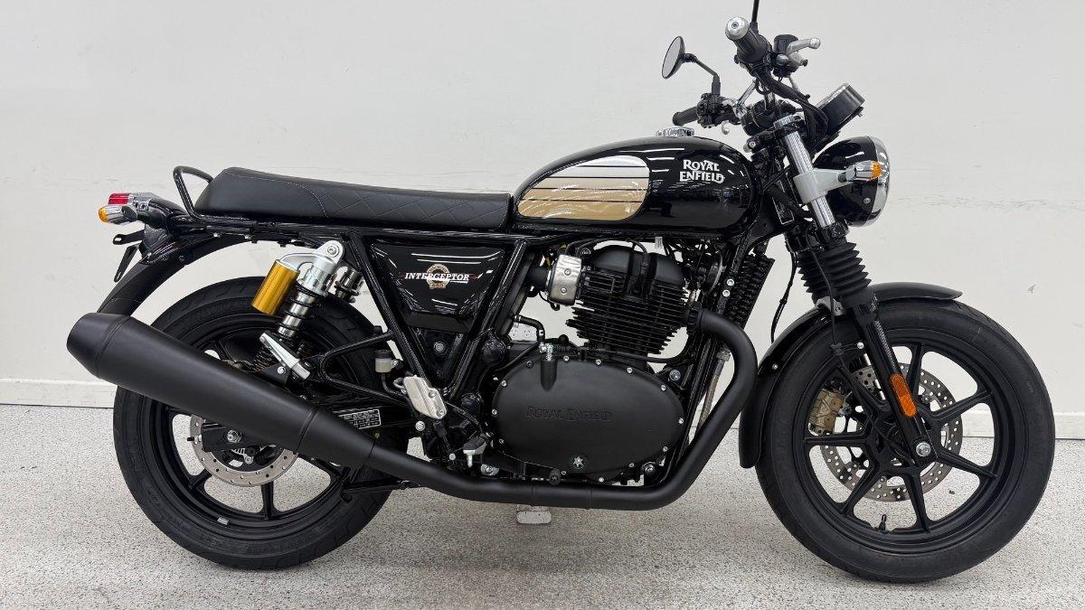 2026 royal enfield interceptor 650 e5 classic road