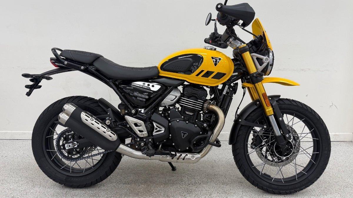 2025 triumph scrambler 400 xc road