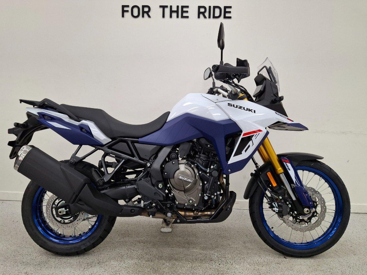 2026 suzuki v-strom 800de road