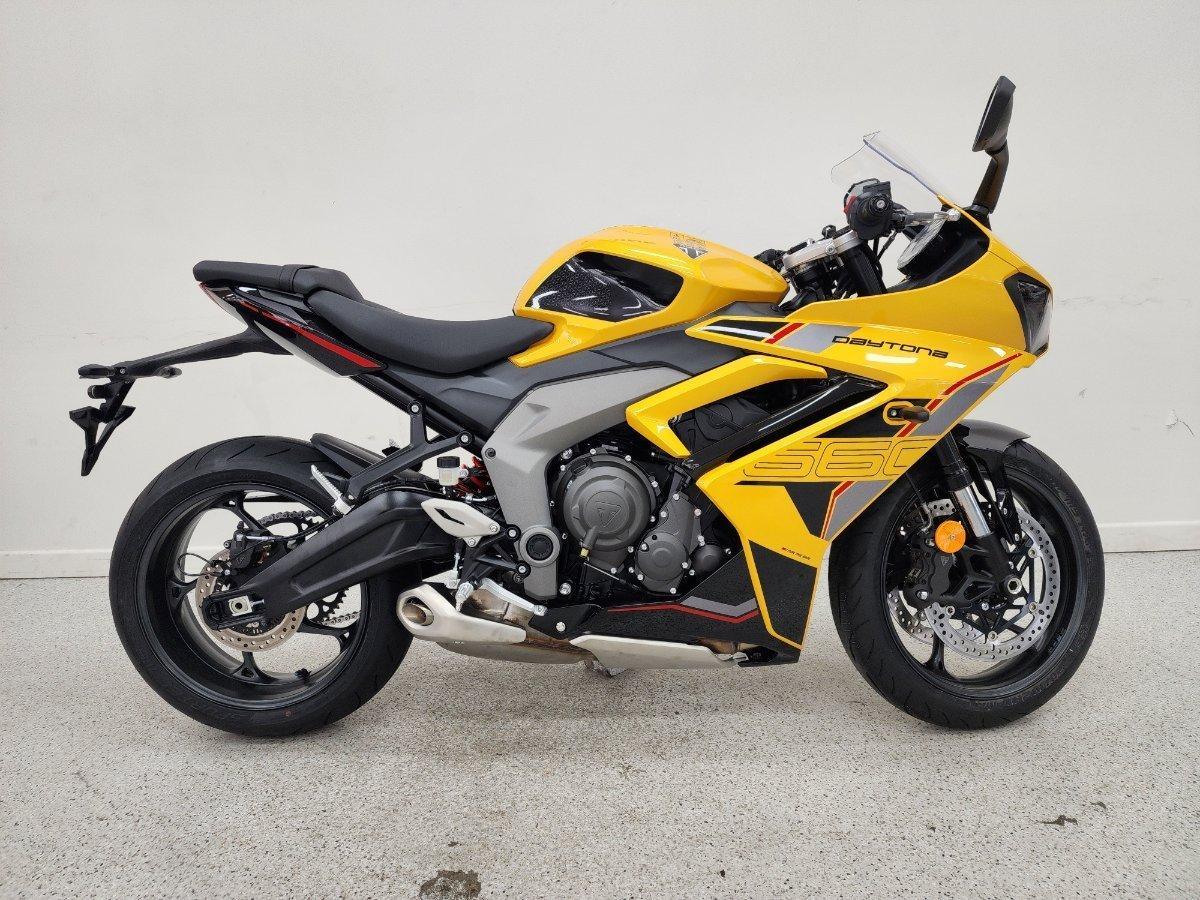 2026 triumph daytona 660 (lams) road