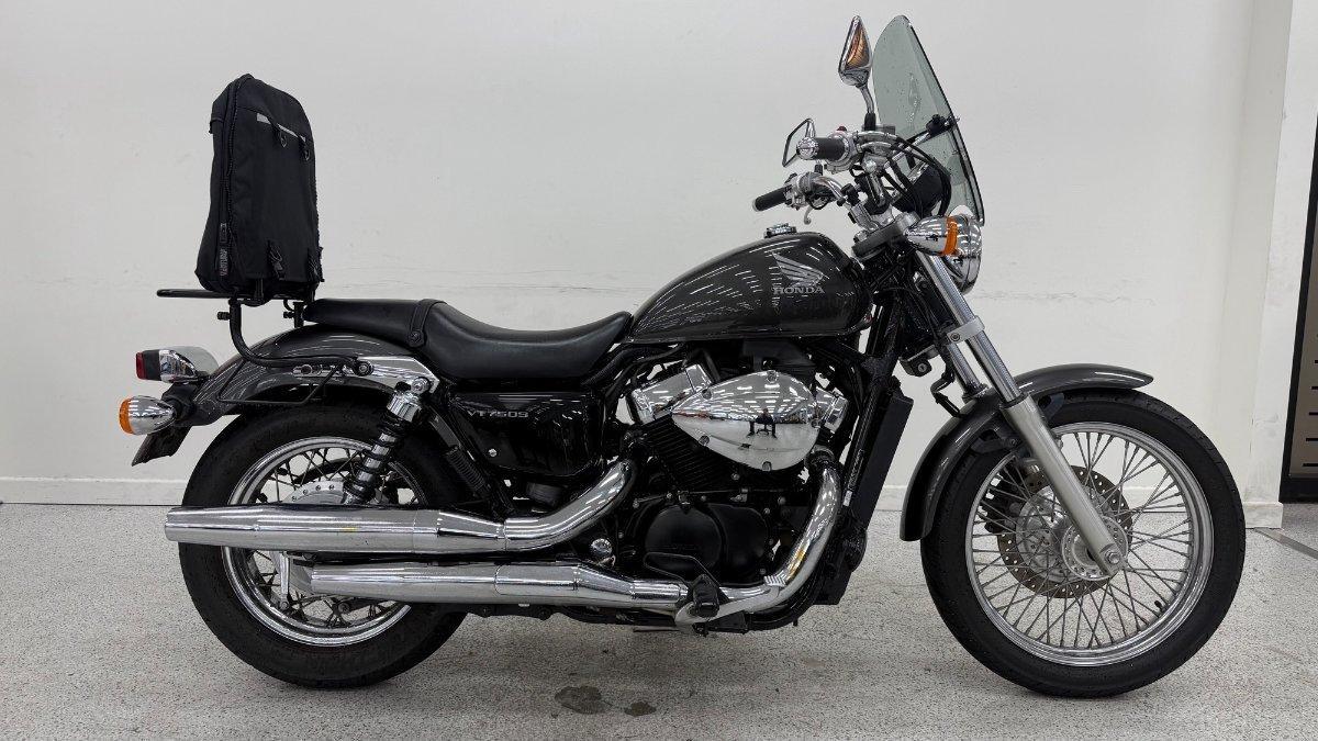 2010 honda vt750s cruiser