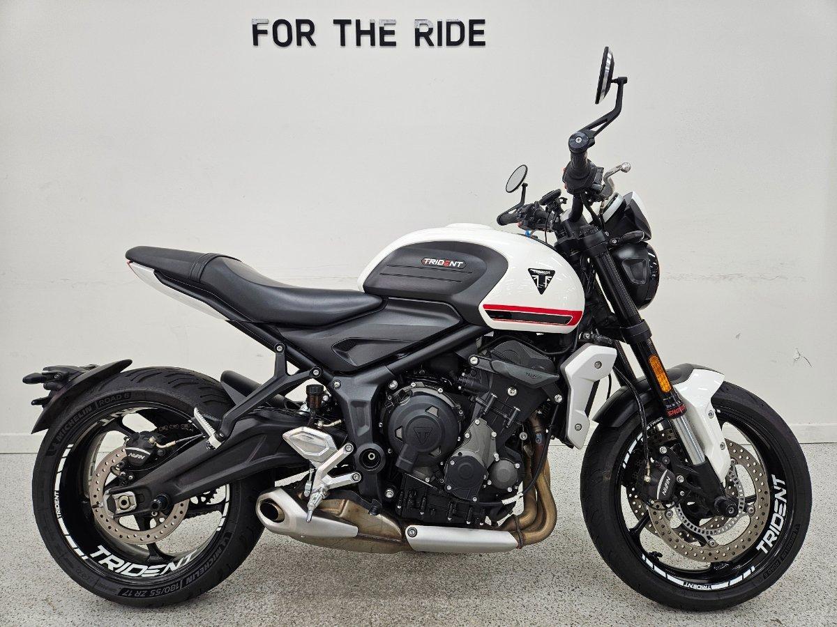 2022 triumph trident 660 road