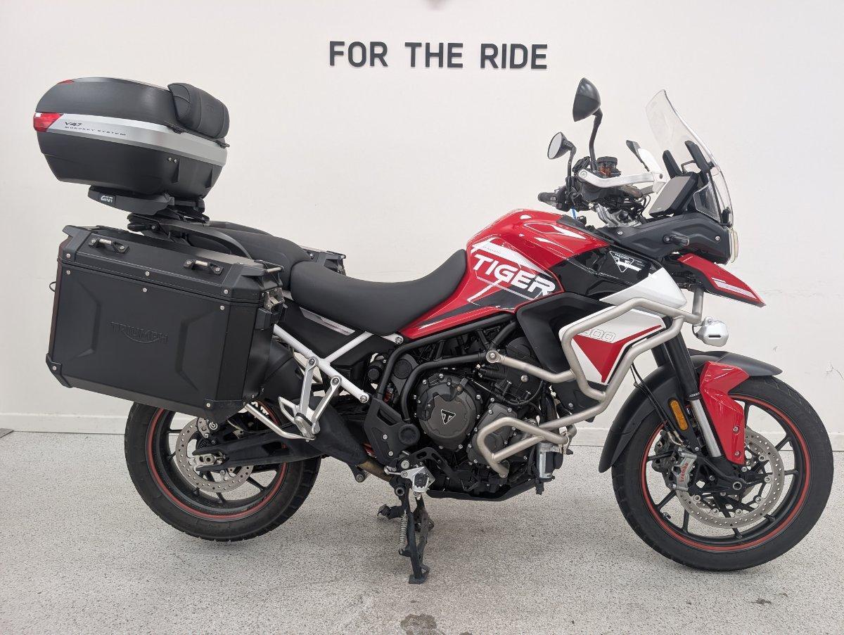 2024 triumph tiger 900 gt pro dual sports