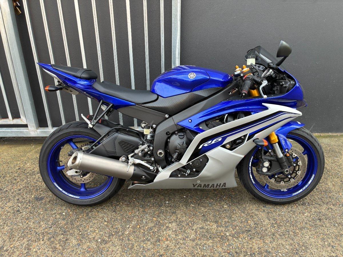 2016 yamaha yzf-r6 sports