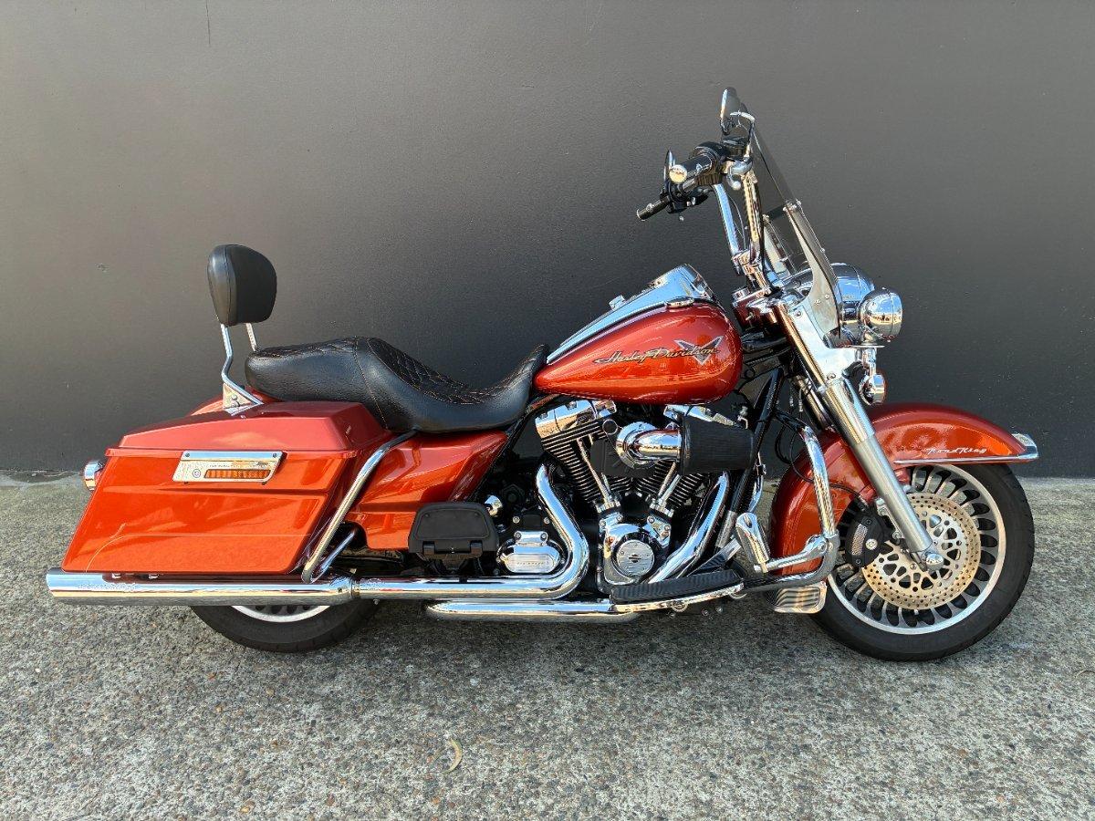 2011 harley-davidson flhr road king cruiser