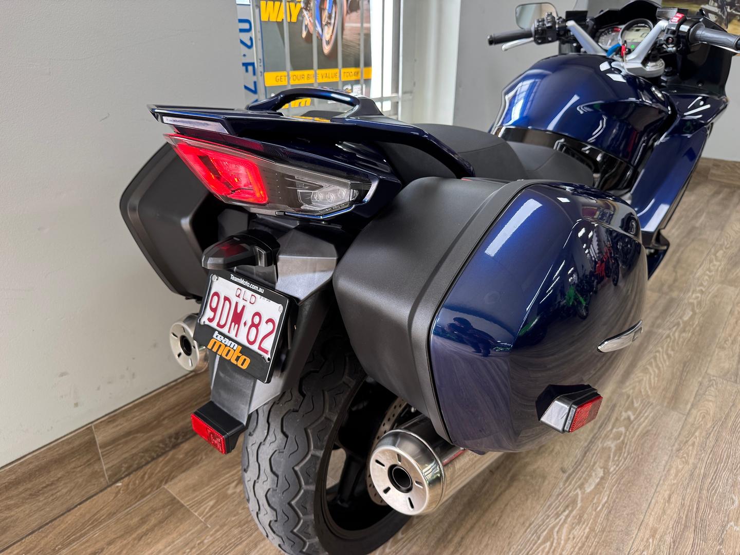 2024 yamaha fjr1300ae road