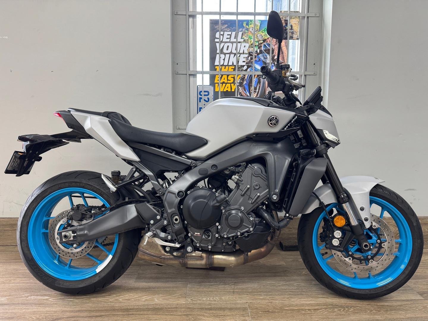2025 yamaha mt-09a (mt-09) sports