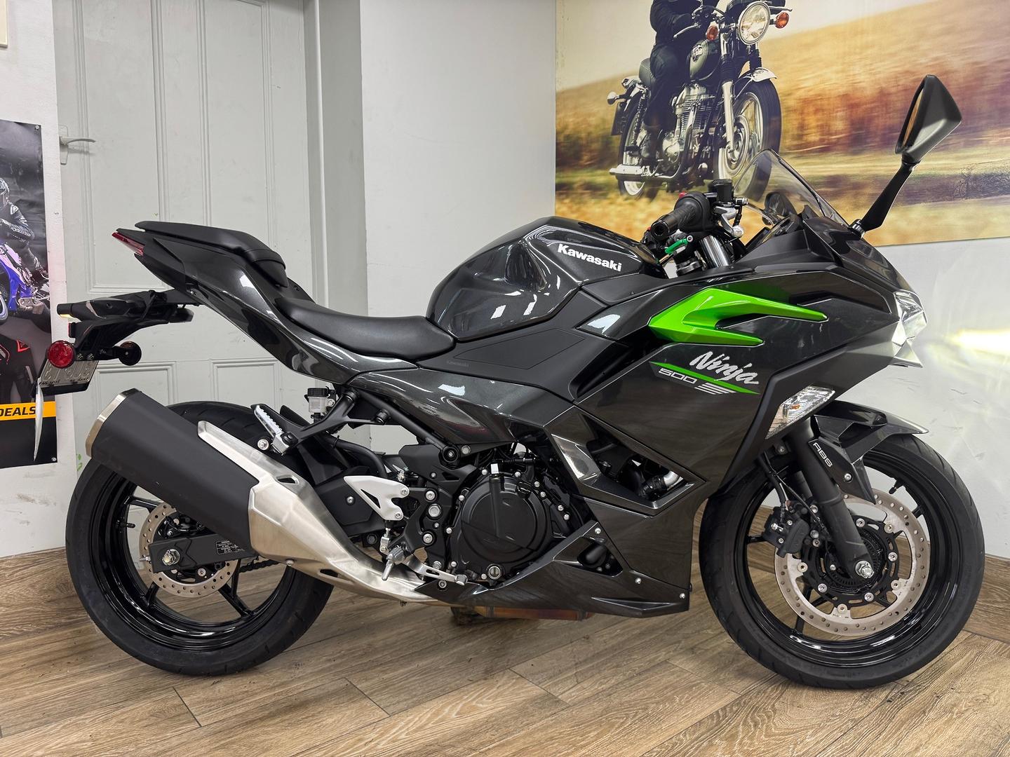 2025 kawasaki ninja 500 sports