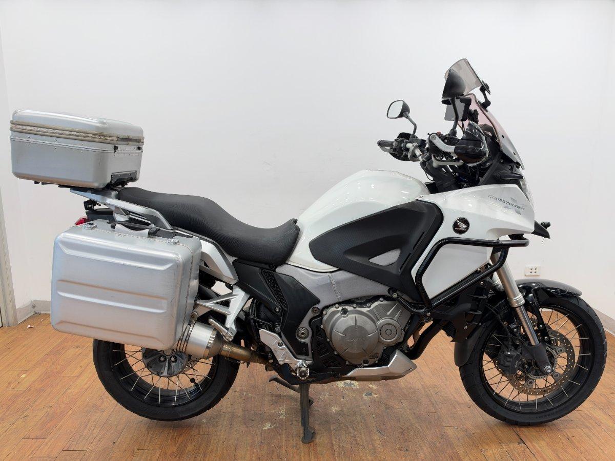 2012 honda vfr1200x cross tourer road