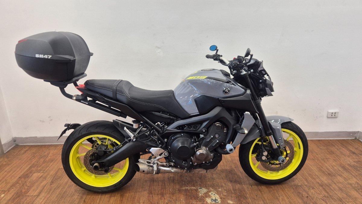 2017 yamaha mt-09a sports