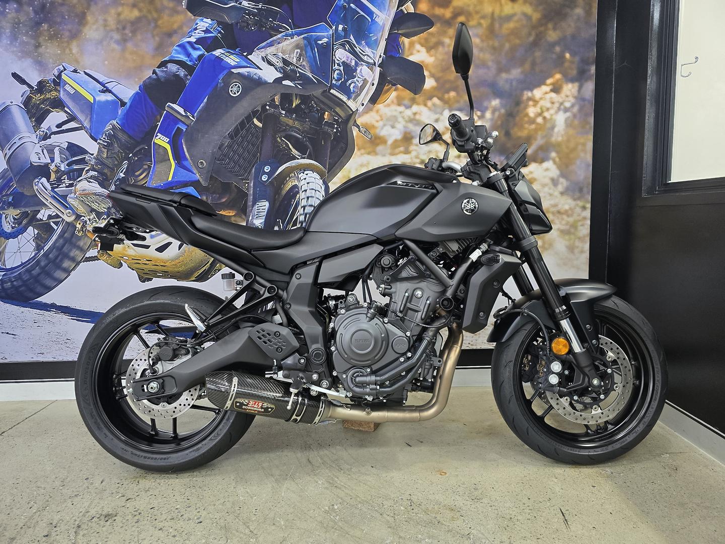 2025 yamaha mt-07 la (abs) road