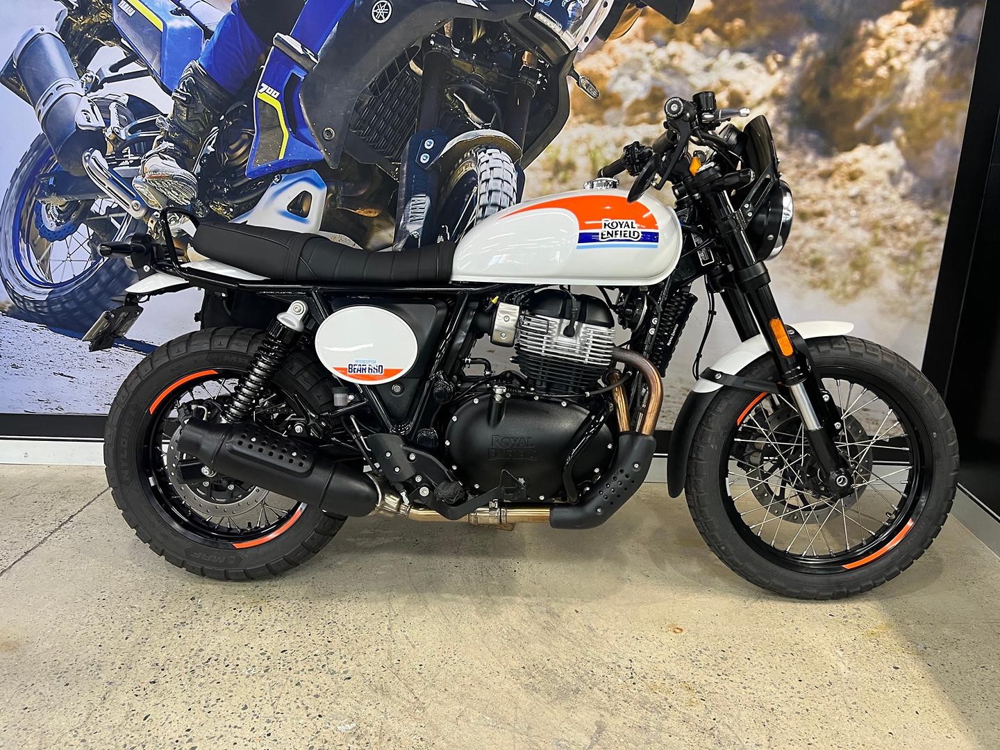 2025 royal enfield bear 650 road