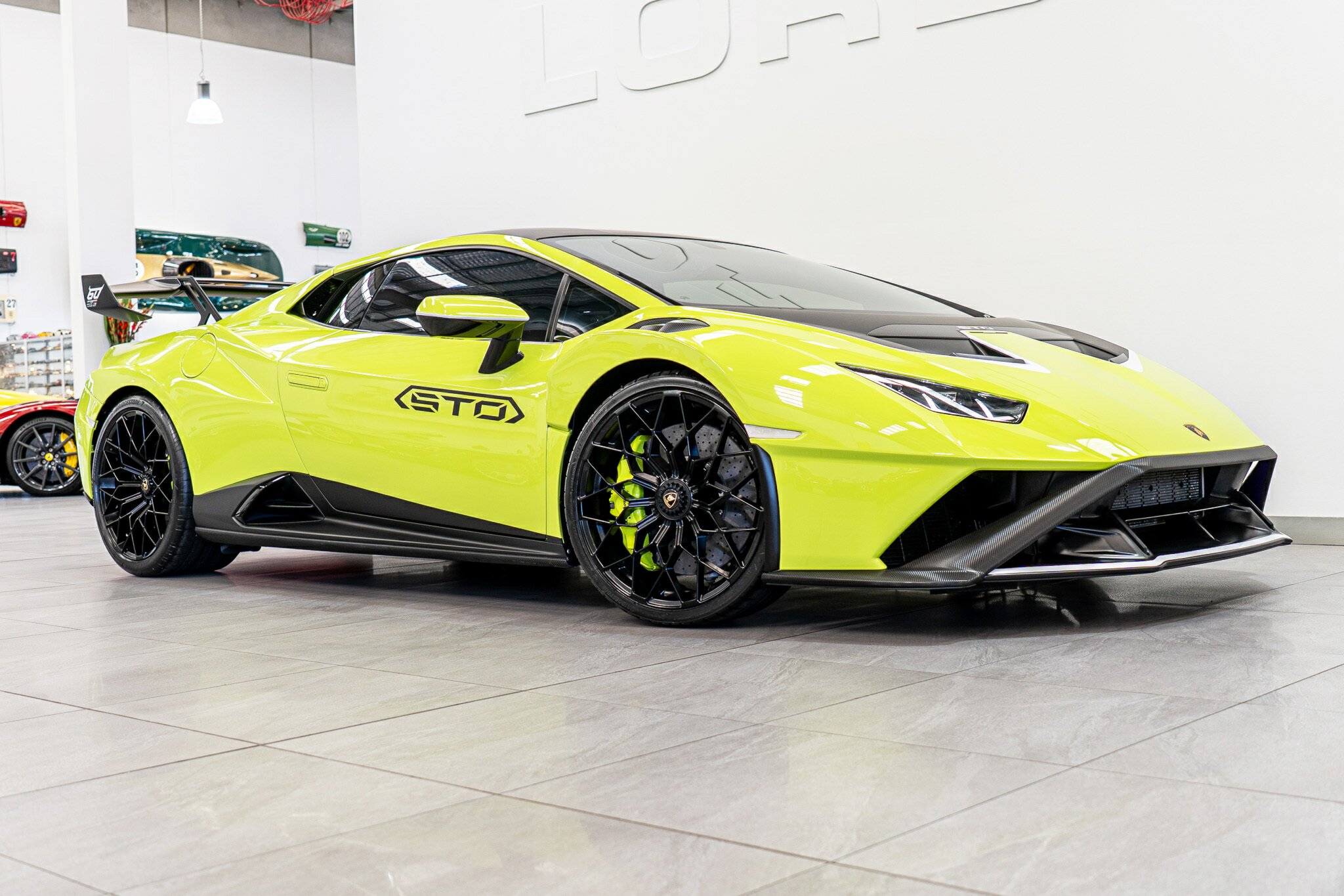 2023 lamborghini huracan 724 my20 sto 7 sp automatic 2d coupe