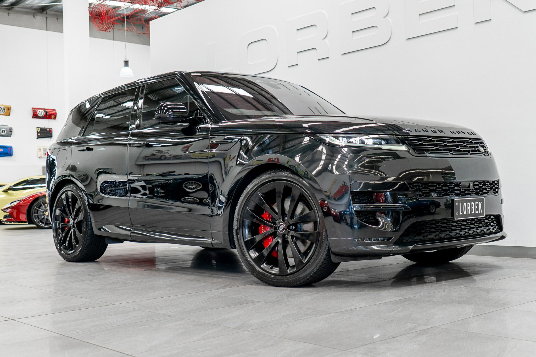 2023 land rover range rover sport l461 my23 p530 first edition (390kw) 8 sp automatic 4d wagon