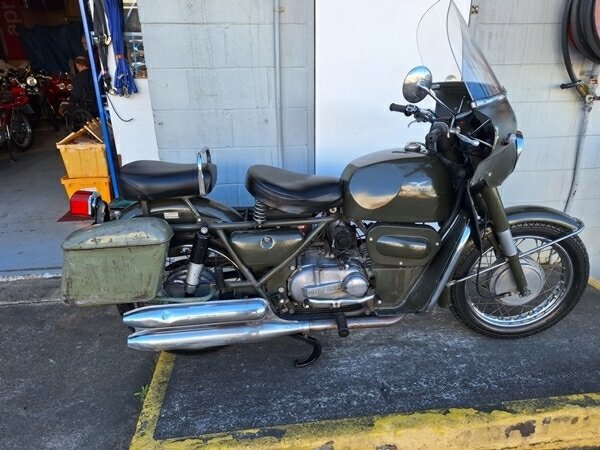 1972 moto guzzi nuovo falcone road