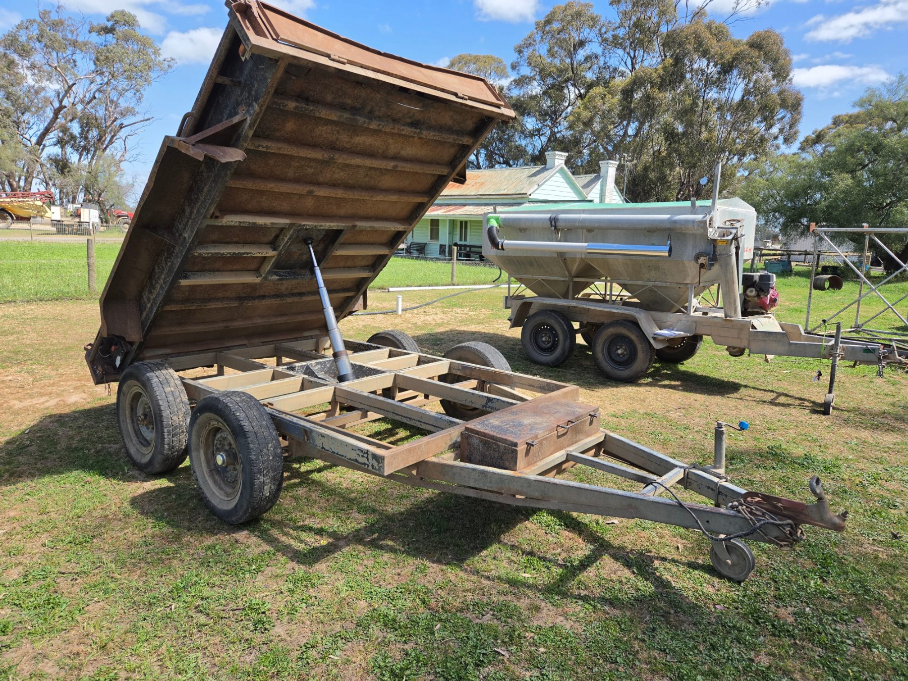 2007 armstrong 10x6ft tandem tipper trailer