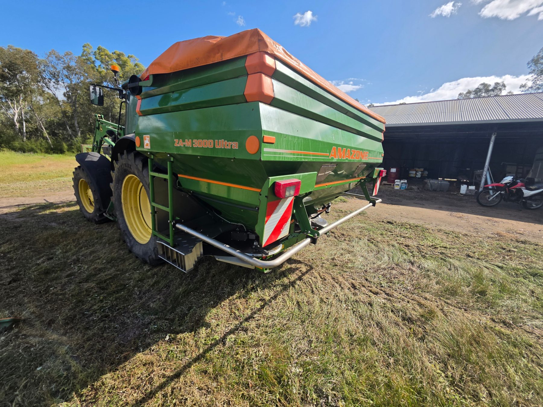 amazone 3pl fertilizer spreader