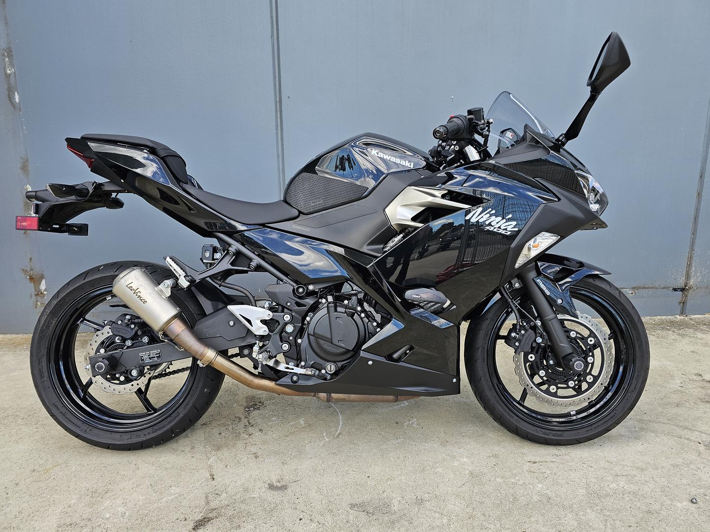 2021 kawasaki ninja 400 sports