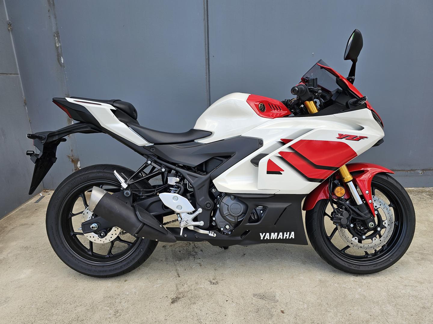 2026 yamaha yzf-r3 70th anniversary sports
