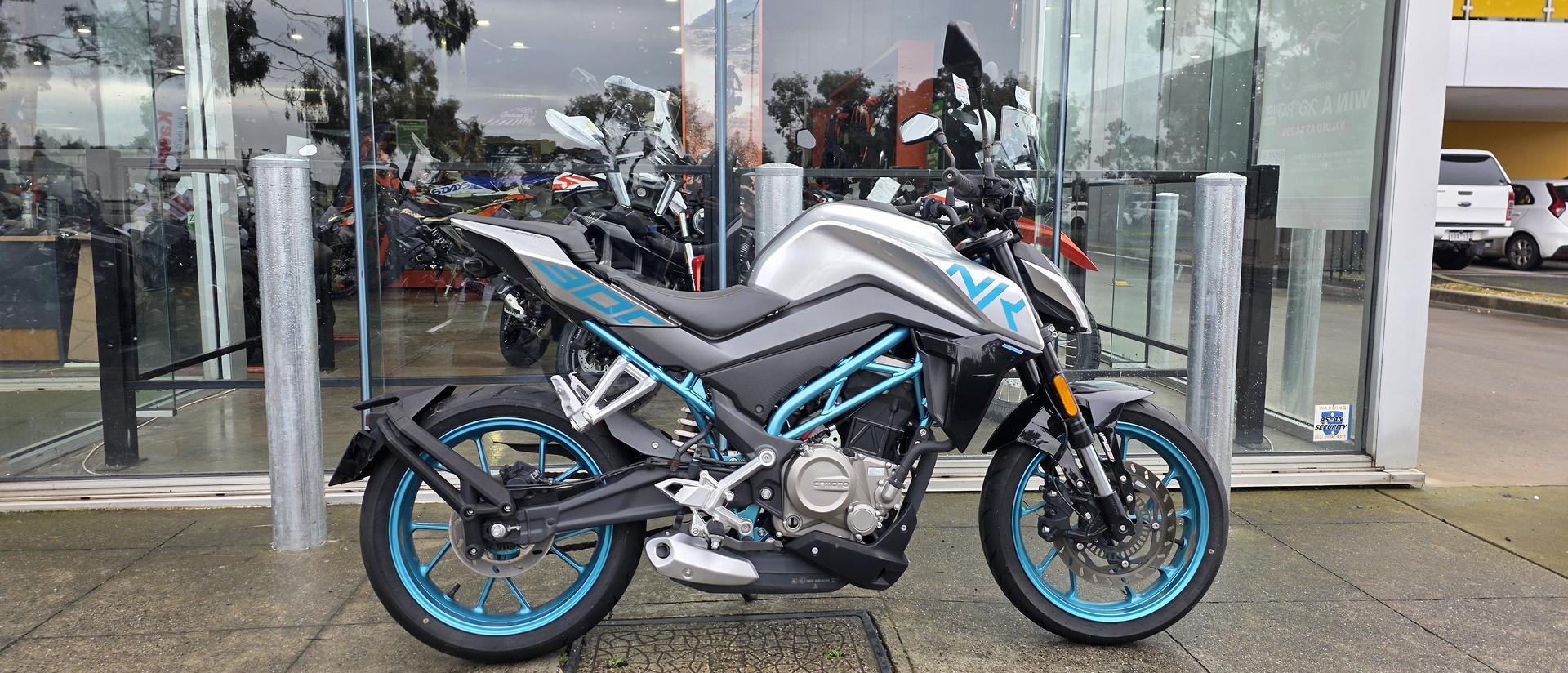 2021 cfmoto 300 nk abs road