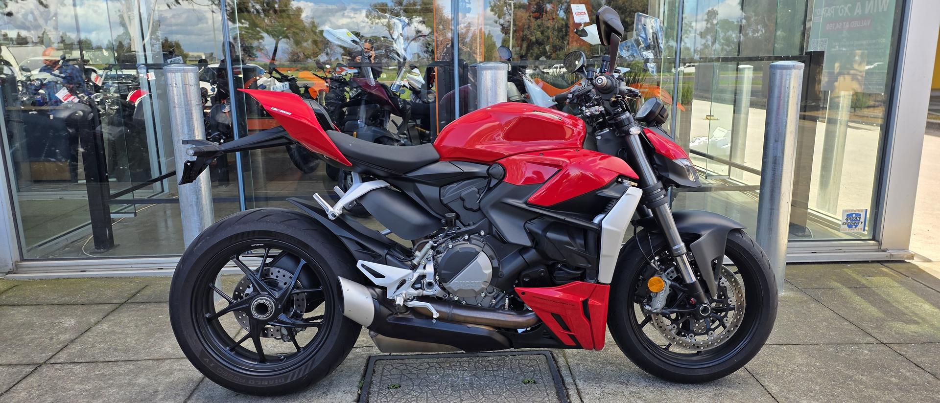 2023 ducati streetfighter v2 dual sports
