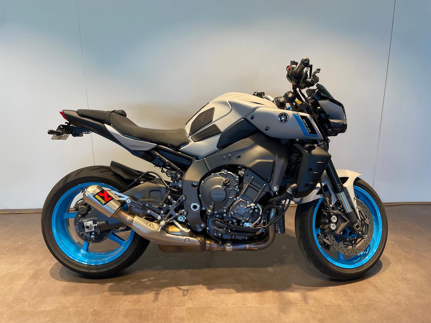 2025 yamaha mt-10a sports