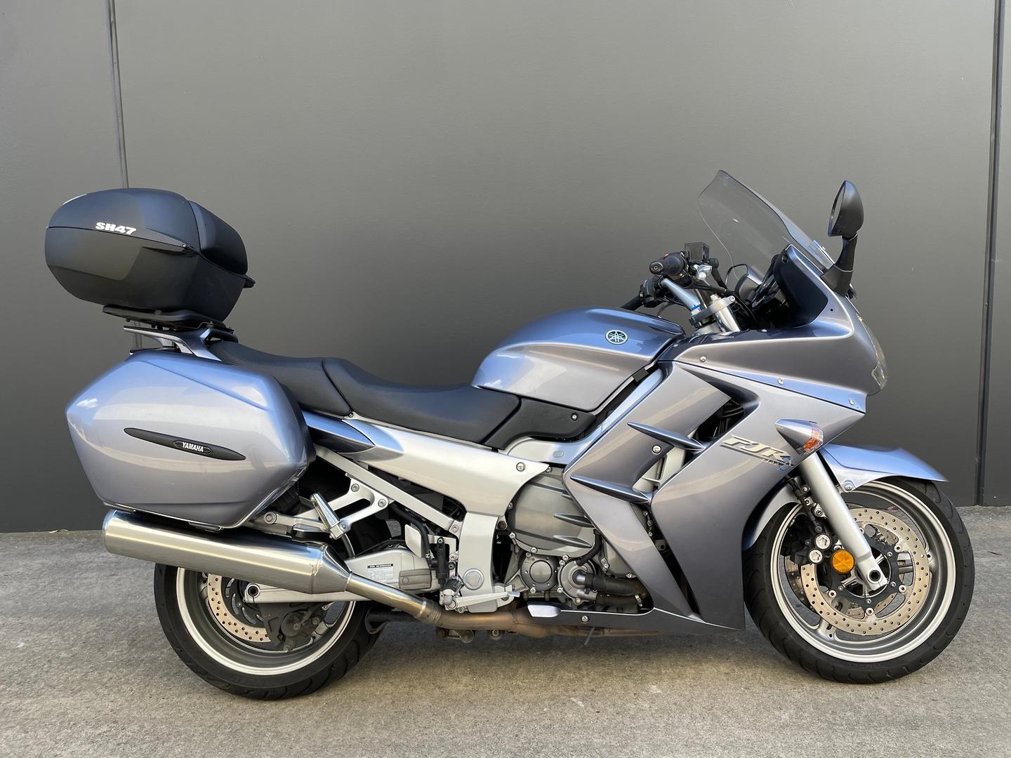 2005 yamaha fjr1300a road