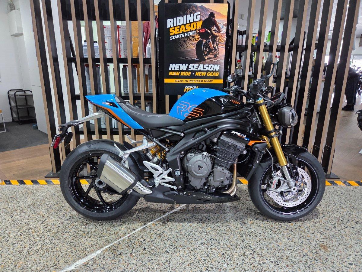 2026 triumph speed triple 1200 rs road