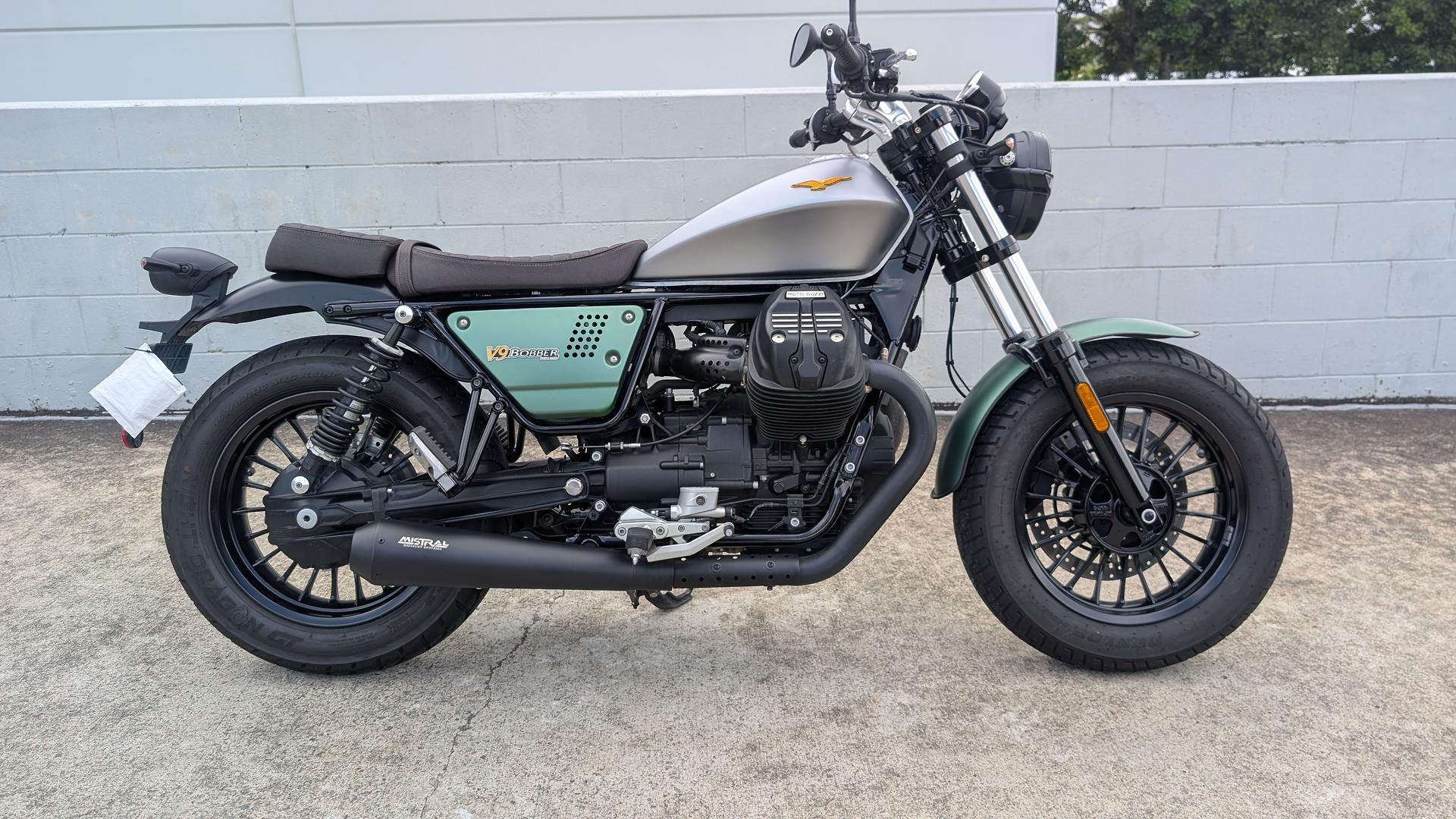 2021 moto guzzi v9 bobber road