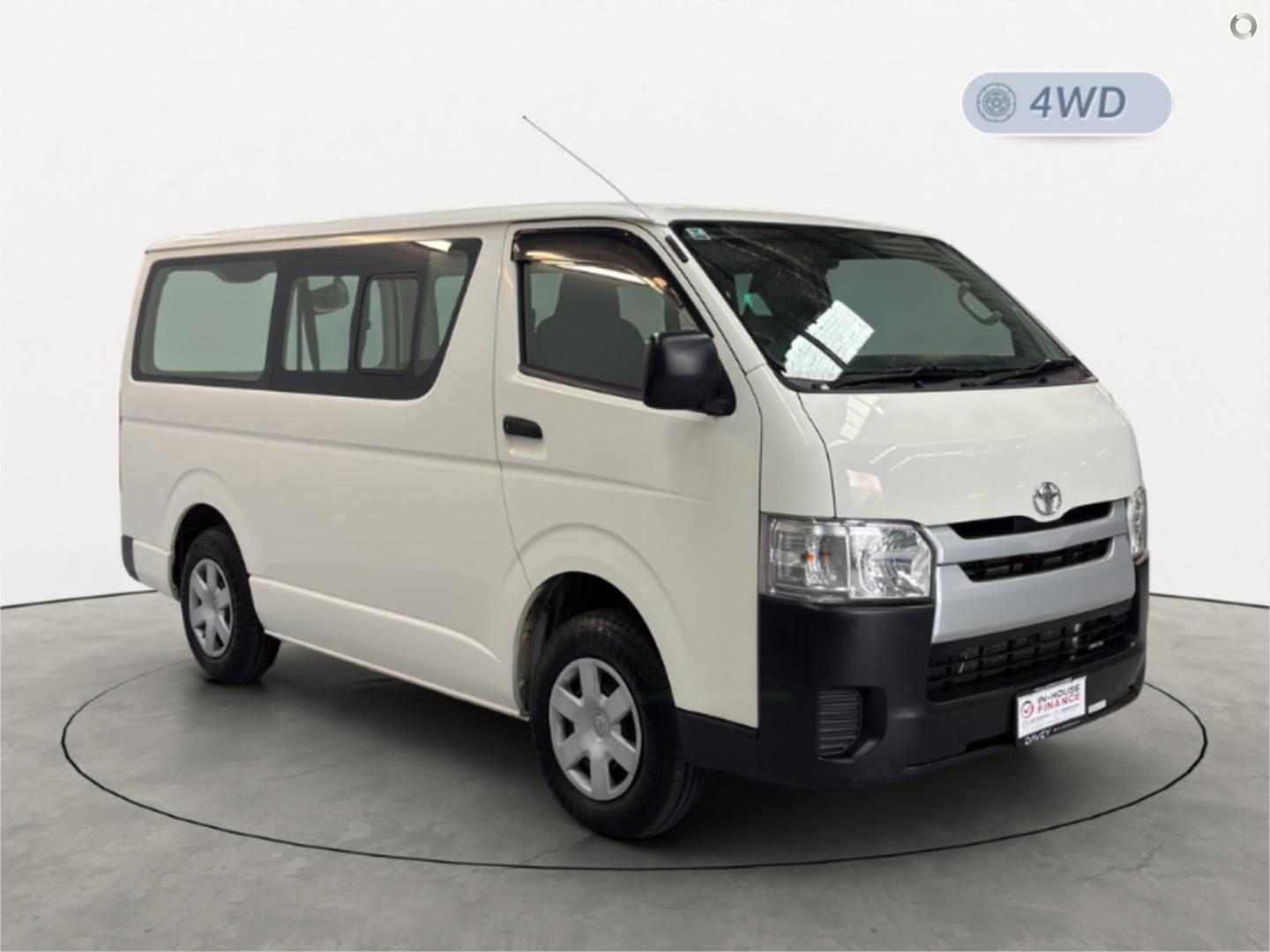 2017 toyota hiace kdh206v 4wd dx 5 sp manual van